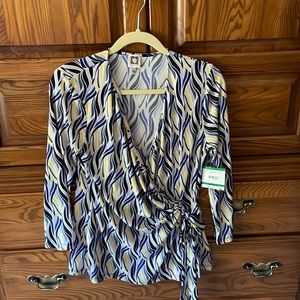 Anne Klein large wrap blouse blue, gray and yellow print nwt